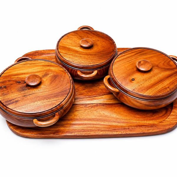Wooden plates